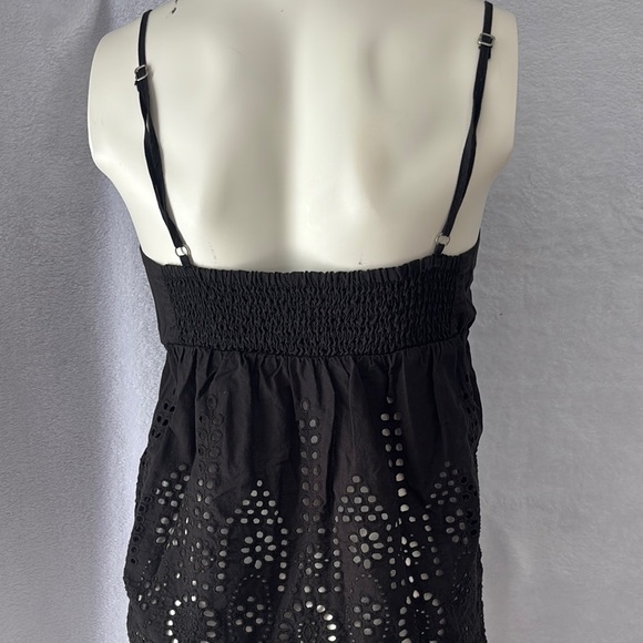 Eyelet Cami Top Black Sleeveless V Neck Summer Cute Blouse - Picture 4 of 5